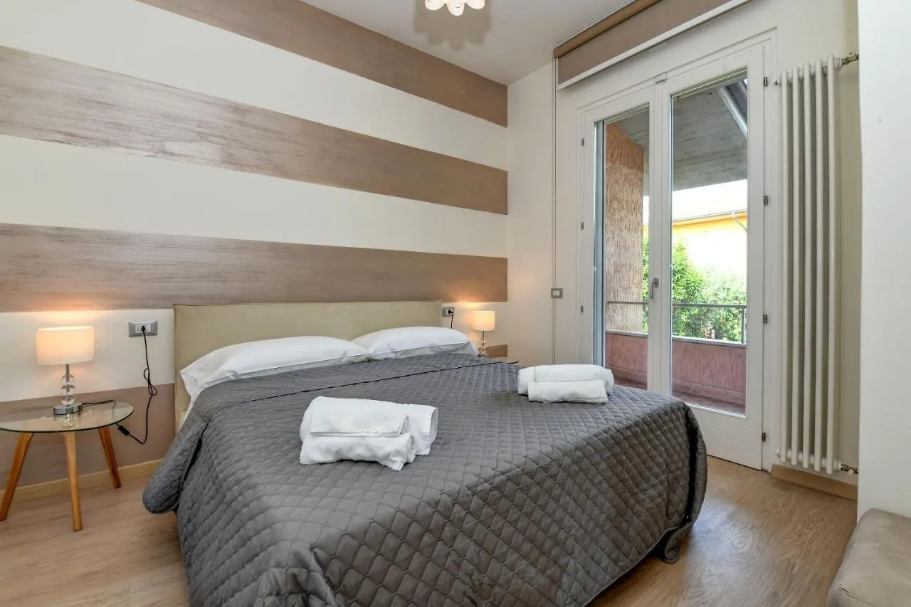 Appartamento Viola Superior Sirmione 0*,  Italie