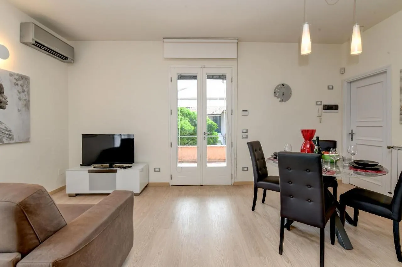 Appartamento Viola Superior Sirmione 0*,  Italie